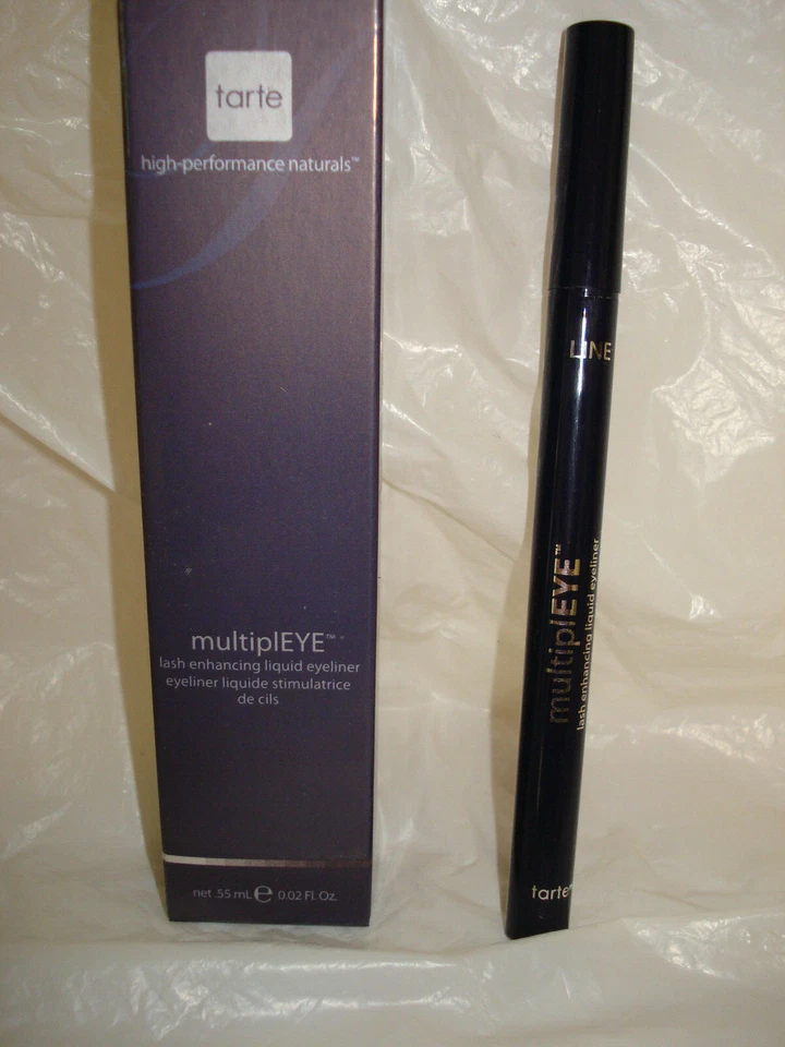 Delineador de ojos líquido potenciador de pestañas Tarte Multipleye Foto 1 de 3