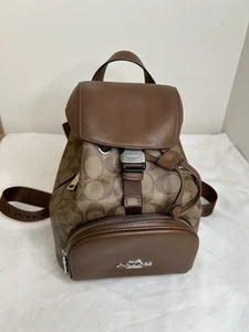 Coach CR130 Pace Rucksack Signature Canvas & raffiniertes Kalbsleder Khaki/Sattel - Bild 1 von 10