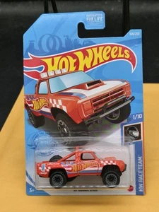 2021 Hot Wheels #168 HW Race Team 1/10 '87 Dodge D100 orange mit grauen Beadloc Felgen - Bild 1 von 2