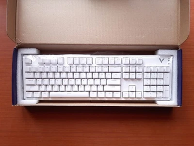 Rapoo V500 White Mechanical Keyboard Blue Mechanical Backlit Keys RGB - Image 1 of 4