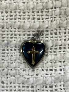 Colgante de colección pequeño corazón azul tono dorado cruz con marco plateado - Imagen 1 de 2