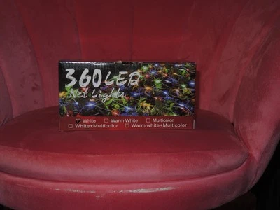 IP44 Waterproof 12ft Net Lights - 360 LED, 8 Lighting Options for Festive Charm - Image 1 of 4