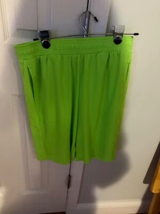 green shorts boys athletic preowned ATHLETIC WORKS XXL (18) HUSKY Good Condition - Picture 1 of 4