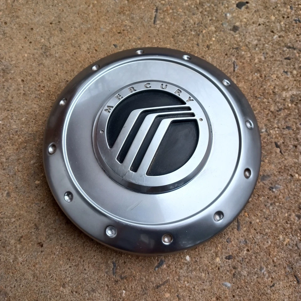 Parte tapa central Mercury Mountaineer 2002-2007 # 1L24-1A096-DG 01 Foto 1 de 3