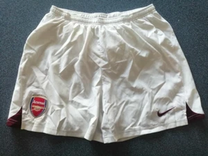 Arsenal/Gunners Home Shorts Nike 2005-2006 Size XL Boy's - Picture 1 of 8