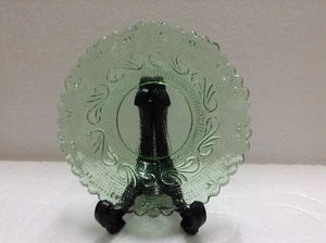 "PIRING DODOL" Attractive Vintage Glass Dodol Plates - Green - Picture 1 of 5