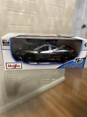 Modelo diecast especial Ferrari 458 Speciale 2024 edición especial escala 1:18 - gris Foto 1 de 4
