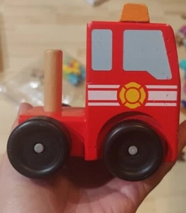 Melissa und Doug Holz Einsatzfahrzeugträger nur LKW - Bild 1 von 2