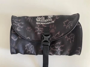 Jack Wolfskin Mini Waschsalon Kulturbeutel Kosmetiktasche schwarz mit Pfoten - Bild 1 von 3
