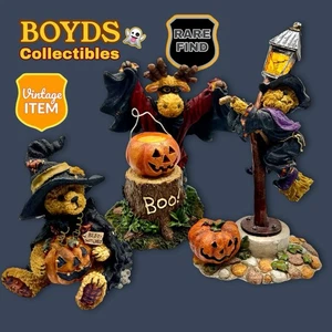Boyds Moose Troop Count Mooseula, Witches Zelda & Esbearelda Edizione Limitata Fig - Foto 1 di 18