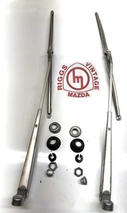 Brazos limpiaparabrisas con herrajes Mazda Rx3 808 - Imagen 1 de 2