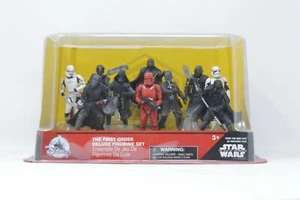 Star Wars: The Rise of Skywalker Deluxe Figure Play Set – The First Order - Picture 1 of 4