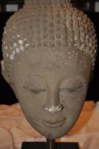 ANTIQUE SAND STONE BUDDHA HEAD - Picture 1 of 12