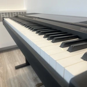Yamaha Clavinova CVP-3 - Picture 1 of 4