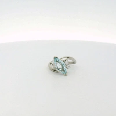 Anillo de cóctel aguamarina diamantes oro blanco 14k - talla 6,5 (10076728-4) Foto 1 de 4