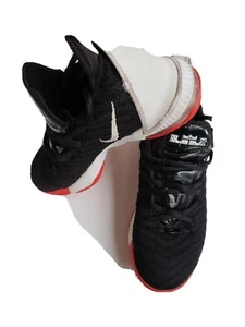 Alfombra roja Nike Lebron 16 talla 4Y AQ2465-016 rara - Imagen 1 de 12