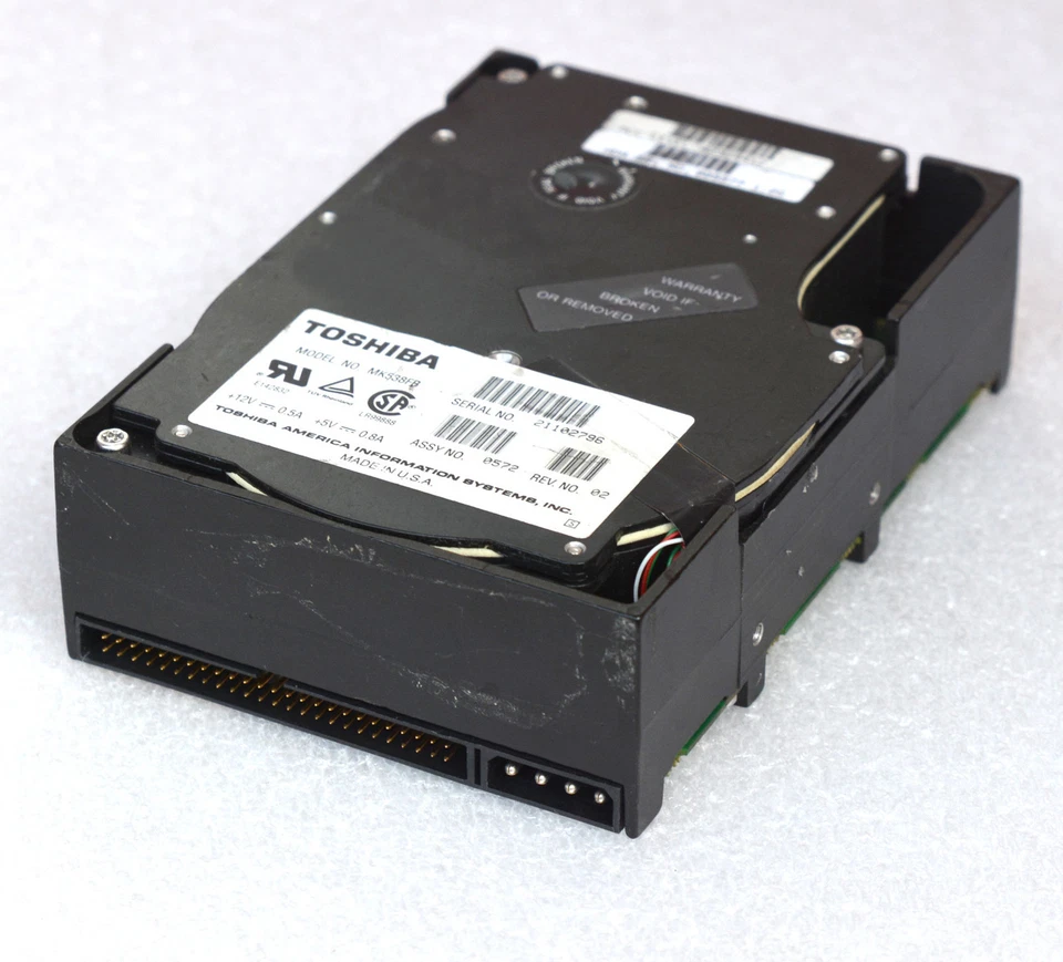3,5" 8.89cm 1,5 HE 50 PIN SCSI 1,2GB HDD TOSHIBA MK538FB ASSY: 0572  O658 - Bild 1 von 1