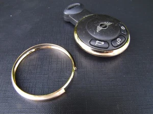 SCHLÜSSELRING GOLD PASSEND FÜR MINI ONE COOPER R55 R56 R57 R58 R59 R60 R61 - Picture 1 of 2