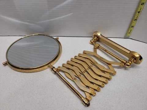 Vintage Round Two-Sided Mirror Magnification Accordion Scissor Arm Spin Bevel Cover