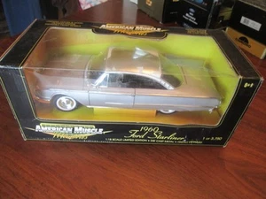Ford Starliner 1960 GRIGIO ORCHIDEA 1/18 Ertl American Muscle edizione limitata - Foto 1 di 7