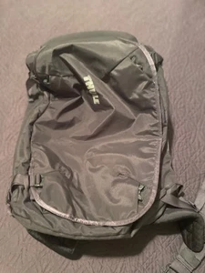 Thule Landmark 40 Backpack Travel Bag Carry-on good condition gray - Picture 1 of 21