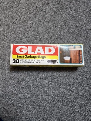 Vtg NOS Glad Small Kitchen Garbage Bags Trash Box Of 30 80s Movie Prop - Image 1 of 4