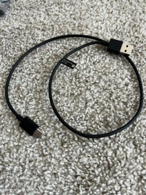*Five Pack* NEW HP USB-A Male to USB-C Male Cable-2 feet long (black color) - Image 1 of 3