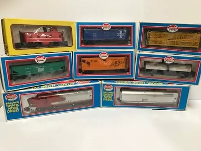 Used Model Power 8 Piece HO Train Set with Track & Power Controller - Image 1 of 4