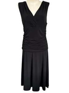 BCBGMAXAZRIA schwarzes Damenkleid mit V-Ausschnitt Größe M - Bild 1 von 7