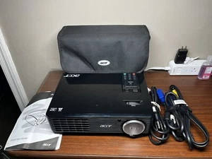 Acer X1161P DLP Projector Model #DSV0008 With Carrying Case - Picture 1 of 12