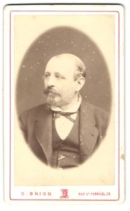 Photo C. Brion, Marseille, Rue St. Ferréol 73, Porträt eines Herren - Picture 1 of 2