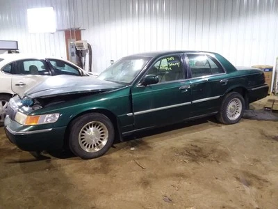 Windshield Wiper Motor Fits 95-02 CROWN VICTORIA 2052262 - Image 1 of 4