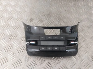 Commande Chauffage Clim - PEUGEOT 208 I (1) PHASE I (1) - Réf : 96722471XU - Picture 1 of 6