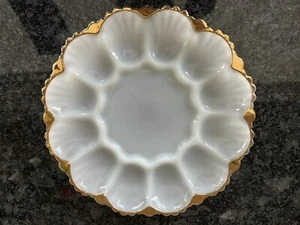 Vintage Anker Hocking Milch Glas Teufel Oster Eier Teller Schale Gold Zierleiste - Bild 1 von 2