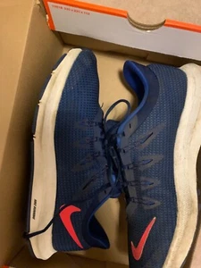 NIKE MENS TRAINERS SIZE 8 WITH BOX - Picture 1 of 6