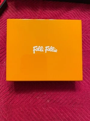 Colar Folli Follie na caixa tom dourado 28" com pingente - Imagem 1 de 4