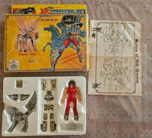 SAINT SEIYA - I CAVALIERI DELLO ZODIACO - PEGASUS DI FUOCO - SAINT FIGHTER 1990 - Foto 1 di 4