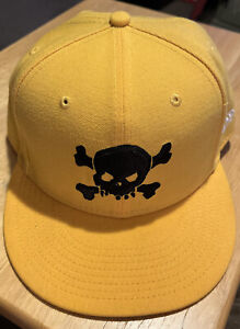 Supreme Skull New Era Hat Yellow Size 7 3/4 Fitted Crossbones Cap Very Nice Hat