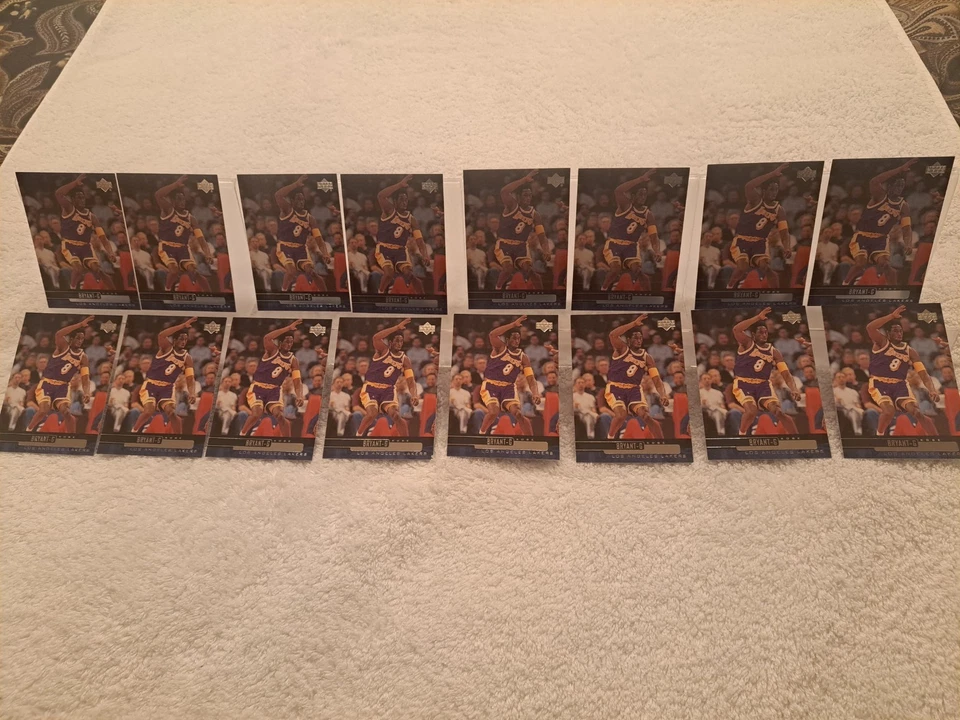 Lote de 16 cartas de 1999-2000 Upperdeck HOF Kobe Bryant #58 Foto 1 de 1