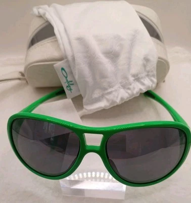 Oakley Sunglasses Green 26.2 - Image 1 of 4
