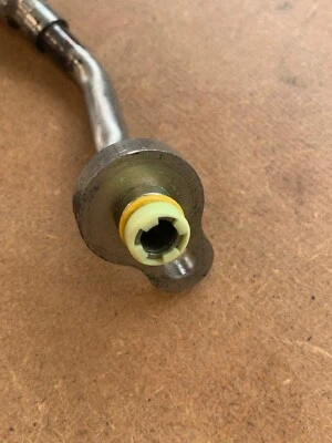 VOLVO S80 XC70 2008-2015 3,2 L AC MANGUERA COMPRESOR A CONDENSADOR OEM Foto 1 de 4