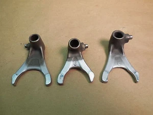 1990 Yamaha XT350 Gear shift shifting transmission forks fork 90 XT 350 - Foto 1 di 1