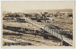 1915 Vale, Oregon - FOTO REAL Town View & Bridge - Postal de colección - Imagen 1 de 2