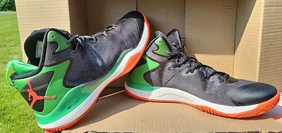 Nike Jordan Super.Fly 3 BG Baloncesto Hombres EE. UU. 12 Negro Verde 684933-030 Foto 1 de 4