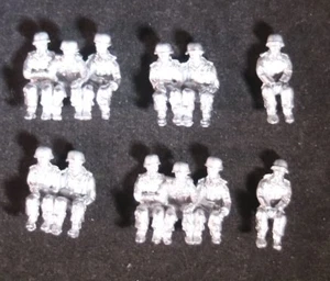 SHQ GR82 1/76 Diecast WWII German Seated Artillery Crew for Trucks-Twelve/Helmet - Picture 1 of 2
