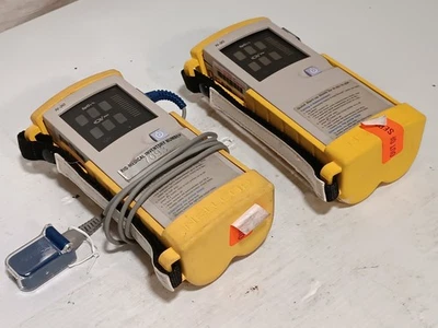 Пара ручных пульсоксиметров Mallinckrodt Nellcor N-20E с чехлом - Изображение 1 из 4