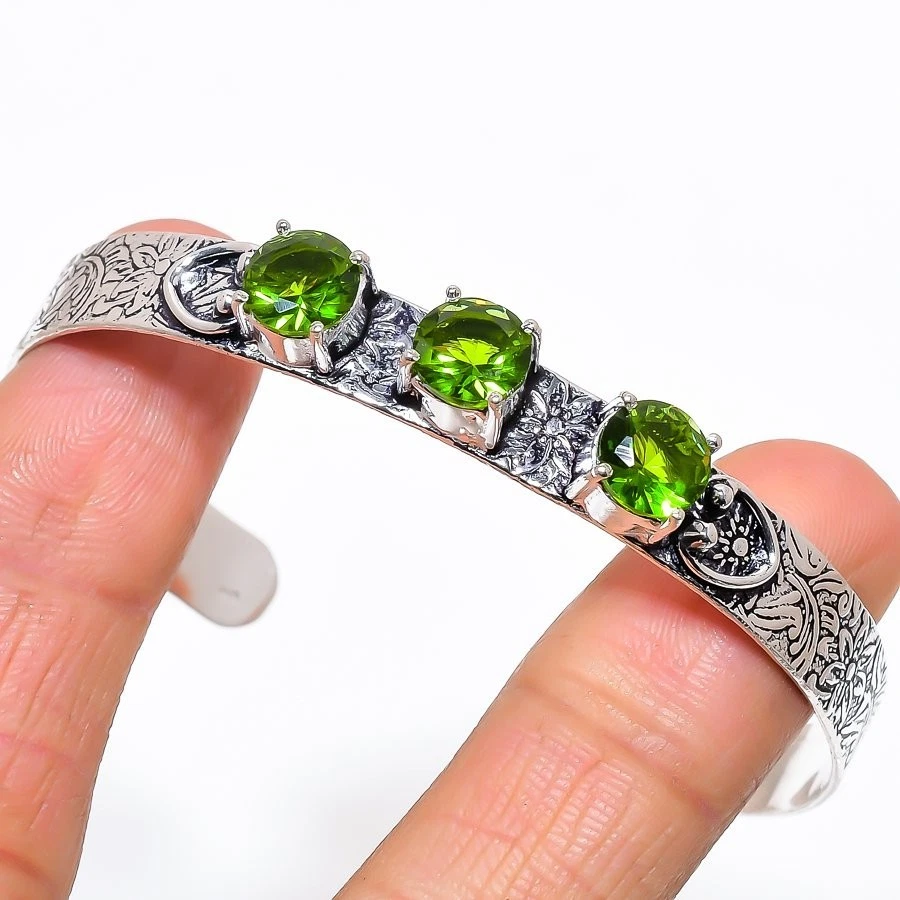 Green Peridot Gemstone Handmade 925 Sterling Silver Adjustable Cuff Bracelet - Image 1 of 1