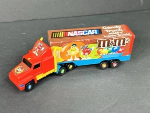 Giocattolo novità M&M 18 ruote - Foto 1 di 7