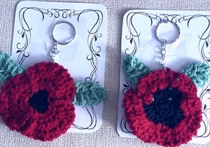 Keychain Crochet Poppies Handmade Yarn Decor Bag Car Flowers Reds - Picture 1 of 5