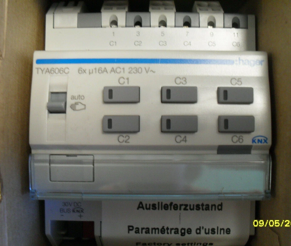Hager TYA606C Schalt-/Jalousieaktor 6/3-fach KNX ,NEU  - Bild 1 von 1